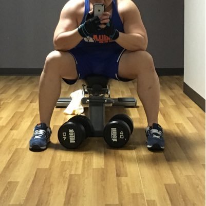 C7AzaMeMRgO2dRy's profile picture. 結束了刻骨銘心