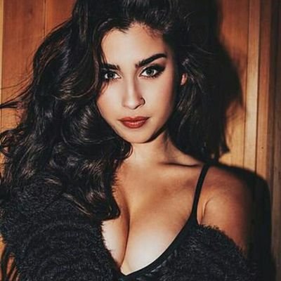 soy una chica argentina que ama ver a gente feliz con pequeños gestos💞 | obsequio dms que me ocupan espacio👑 | doy sponsor💯 | trade💫 | @dms_boom💣 | louren♡