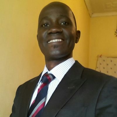 40b459cb12c242f's profile picture. A chef