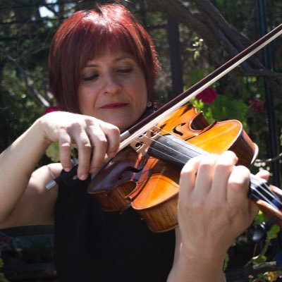 arcosunidos's profile picture. Violista en OSSODRE y Orquesta Filarmónica de Montevideo. Prof. de viola en Escuela Municipal de Música Vicente Ascone. Prof. de violín y viola en Arcos Unidos