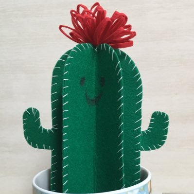 cinnamon_ro1l's profile picture. 고양이와 어린이를 키웁니다. 도서관 책 산책러.