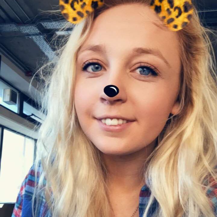 UniBlogger's profile picture. ❤️ University Student🧡 Blogger💛 Adventure Lover💚 Aquatic Enthusiast💙👩🏼‍🎓🚑📝🏕🏊🏼‍♀️🎿