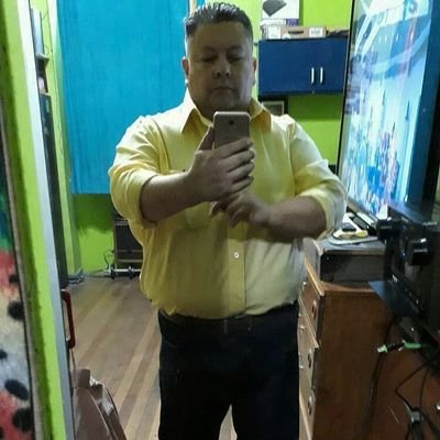 Carloso49419381's profile picture. 