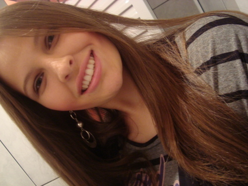 bironchi's profile picture. Se definir é se limitar.Sou um eterno parênteses em aberto. Enquanto minha eternidade durar. ;)