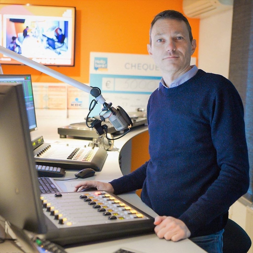 KiesVoorDeVries's profile picture. ▶️ Presentator op #Topradio. ⏩ 🆒 travel|weather|space|nature|cars|talk|radio ⏹