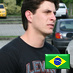 Um Feliz idiota.