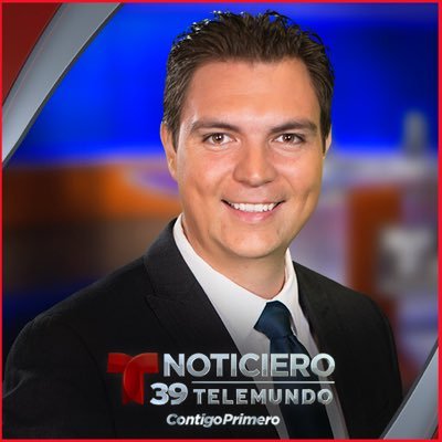 Director de deportes y presentador en Telemundo 39