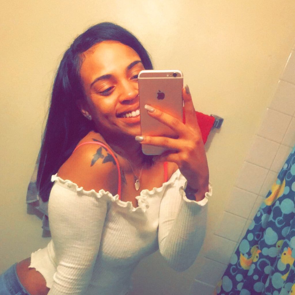 💋 SC:lilbittytiaaa