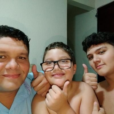 SanFurtado's profile picture. 