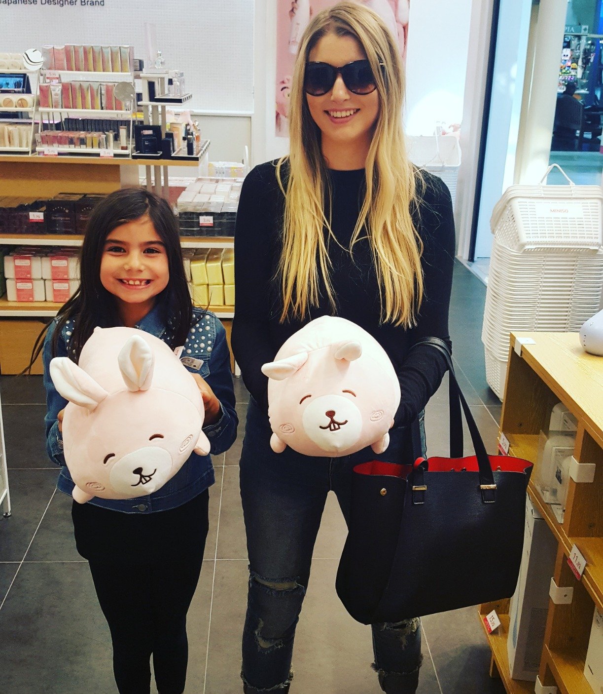 LaurieDeSouza's profile picture. 