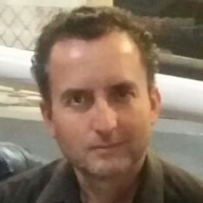 Licenciado en Ciencias de la Comunicación.

Profesor.

TODO A TÍTULO PERSONAL.