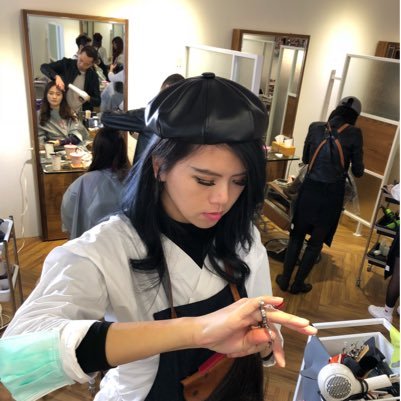 scsA9po6ltJ0fJJ's profile picture. 髮型設計師Jessica, 時尚