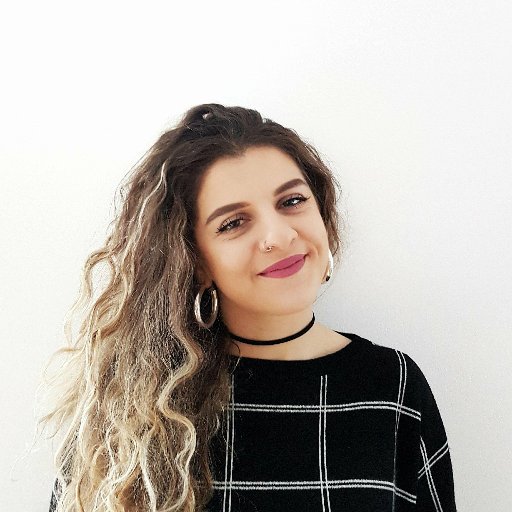 Incoming Marketing Executive @thehutgroup | #SocialMedia and #Branding 🎯💡|
Personal Branding for #Students |
#Girlboss to be 💪👸
Follow me on LinkedIn 👇👇
