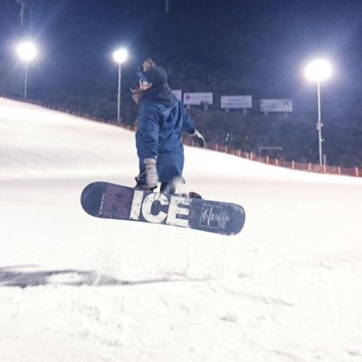 21歳学生してます🙌バイナリーして生活が大きく変わった😂👍遊びながら投資、副業もしてます😊❣️全部自分の夢のために❣️旅行✈️買い物👜あとは温泉♨️バイナリー仲間募集中❤️誰でも出来るのでまずはDM下さいね📩💌