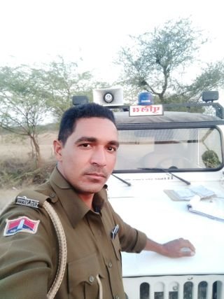 Subhash93720416's profile picture. 