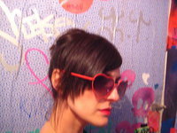 Current @metalab
Former @twitter, @uenodotco, @firstborn_nyc, @hugeinc
singer, strummer, sometime DJ. tweets about #music and things that are good