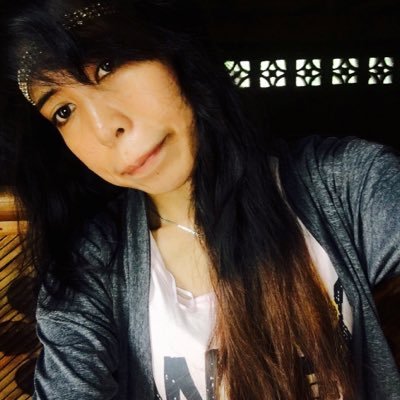 SamSeniorita's profile picture. simplengUnique👸