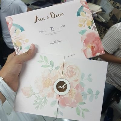 InvitationLux's profile picture. #WeddingInvitation

Pasar Tebet Barat Lt. Dasar Blok CCT No.  62, Jakarta Selatan.
M. 0813 8408 8311
E. invitationlux@gmail.com