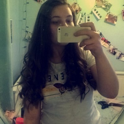 Snapchat: Bethanstonexoxo 👻😊 instagram: Beyham_xox 😂❤️