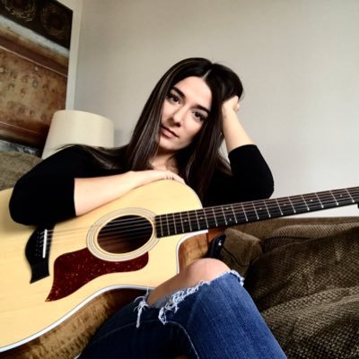 GirouxGab's profile picture. Living life vicariously through myself