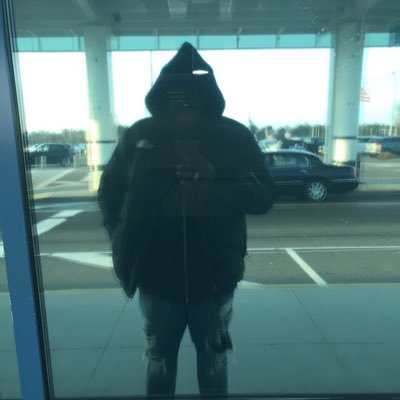 DaveDoesItWell's profile picture. #BeekayENT #MindYourBusiness #KnowWhatImSaying