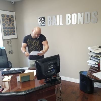 Bail Bondsman
(818) 373-4444
Lic# 1843118
 Insurance

6323 Van Nuys Blvd.
Van Nuys CA 91401