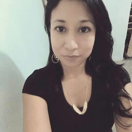 el amor es el estado que te mantiene con una sonrisa en la cara....