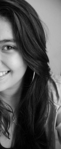 becacarvalhoo's profile picture. 