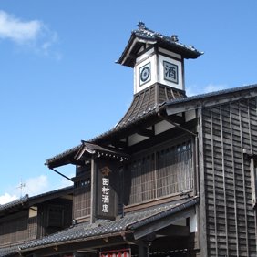 新潟県村上市にあります地酒屋です♪ 村上市のことや店長の趣味のことなどもつぶやいています😊 地酒の〆張鶴＆大洋盛をはじめ、新潟銘酒を各種ご用意♪ 全国発送承ります♪ お気軽にお申し付け下さい🍶✨ ☆村上地域限定酒 大洋盛 紫雲／宮尾酒造 お城山 取扱い店です☆