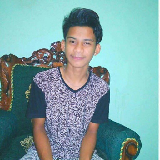 DhotaUly's profile picture. Learn to know love the meaning of love 😁😅