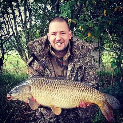 Liverpool supporting Carp angler and Dad to 5 kids. spoilt by having to go to work inbetween. tight lines to u all, YNWA ⭐⭐⭐⭐⭐
