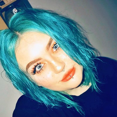 ImCalledShannon's profile picture. Staffs Uni // Photojournalism // 21