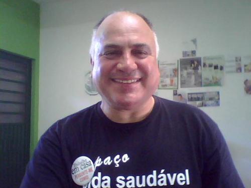 Estou no planeta terra para evoluir e ajudar outras pessoas a fazerem o mesmo!