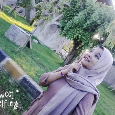 NurKholisa98's profile picture. Cantik yaa
