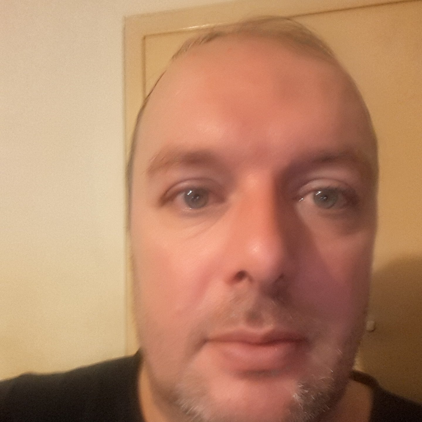 o2o2oxy's profile picture. ...keeping my day job.