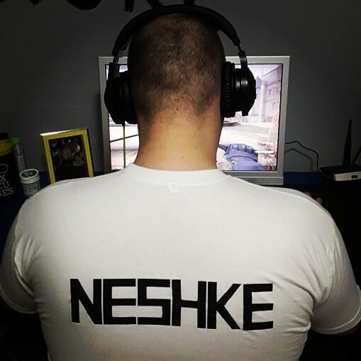 I'm a cs: go player from Serbia. Currently looking for a team.