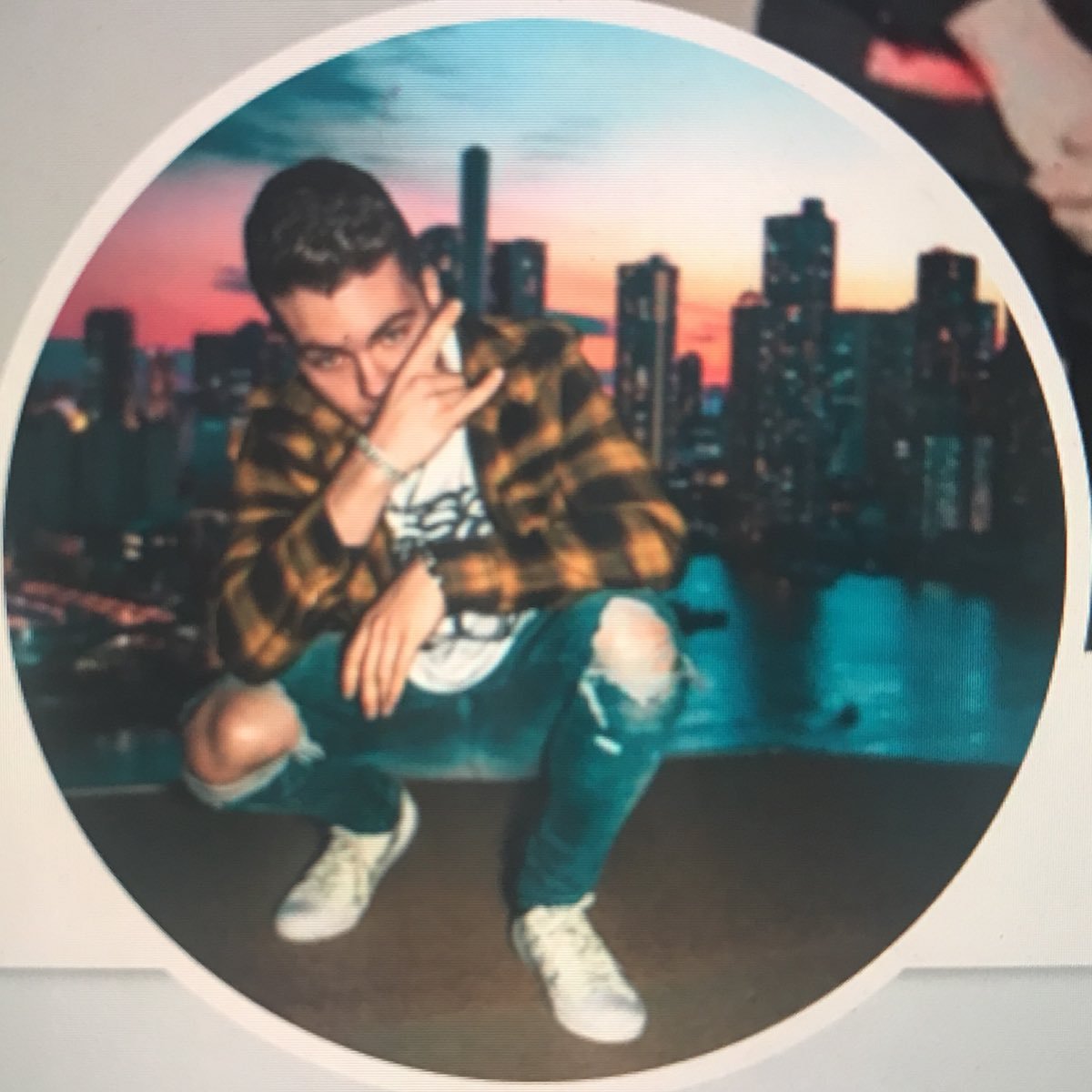 FaZeAda71827484's profile picture. I been winging it my whole life I don’t really know what’s going on