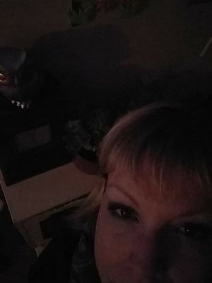 AnnaTorok3's profile picture. 