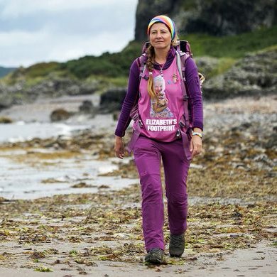 Proud mum to angel Elizabeth(5)💔Full time charity walker🌈Did 6000 miles/UK coast🏆Raised £235,000 for poorly kids🏥My target is £1,000,000 - please help 🙏