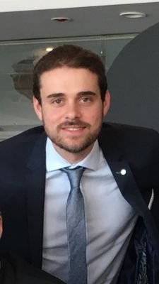 Yannick  Léo Profile