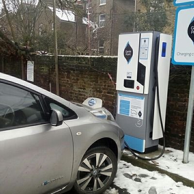 Electric Vehicle Campaigner and Warrior, very partial to a cuppa and biscuit.
Electric £ campaigner...