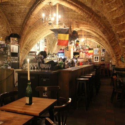 International 13t century Cellarbar in the heart of Bruges 
26 beers on tap and +- 200 bottles from all over the world 🍺🍻🥂🍷🎶🎹🖥💶💳