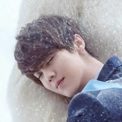 zhaolifeng11's profile picture. ilove lizquen,ilove ,Li YiFeng x LU HAN overload 
insert Jackson 😘😘😘😘