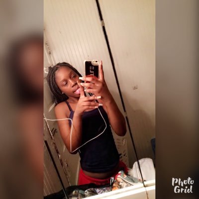 ‘ 16 Applying Pressure 🗣😍 ‘ FOLLOW ME LURKING ASS HOES 🤣🤷🏻♀️