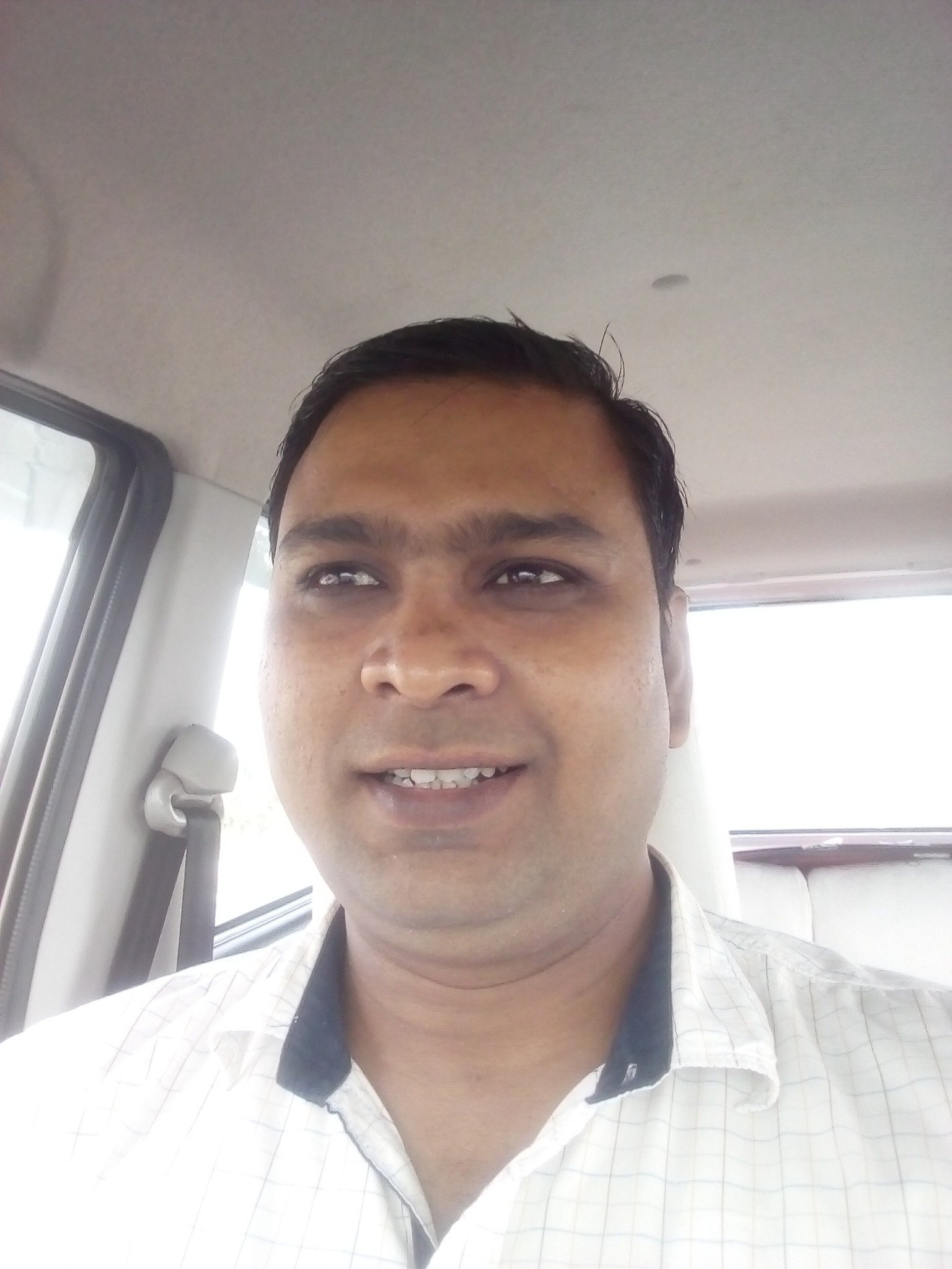 Kendriya Upadhyaksh
Vidhyut Takniki Karmchari Ekta Sangh UP
प्रदेश के समस्त विद्युत तकनीकी कर्मचारियों का एकमात्र संघ जो ऊर्जा⚡क्षेत्र में कार्यरत है