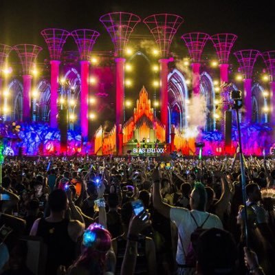 For now, sharing all things wonderful about raves, festivals and EDM... Coming soon: something that will change the EDM community forever! 👾🎉