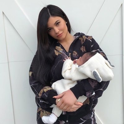 my name is Stormi Jenner Webster and my parents are @kyliejenner & @TrvisXX