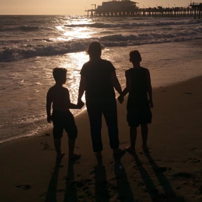 azmedic3's profile picture. 