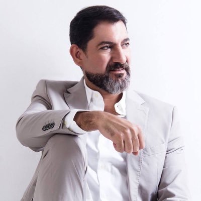 jacoboborge's profile picture. DISEÑADOR de MODA,con 20 años de carrera, enamorado del arte y de estilo. Amazonas 111 plaza Bonetti 2 piso CENTRITO VALLE, San pedro GG N.L. tel 19694057