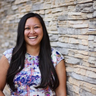 Full time wife+mom | Part time marketing+social media geek